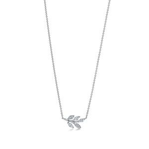 Tiffany Victoria®
Diamond Vine Pendant in Platinum